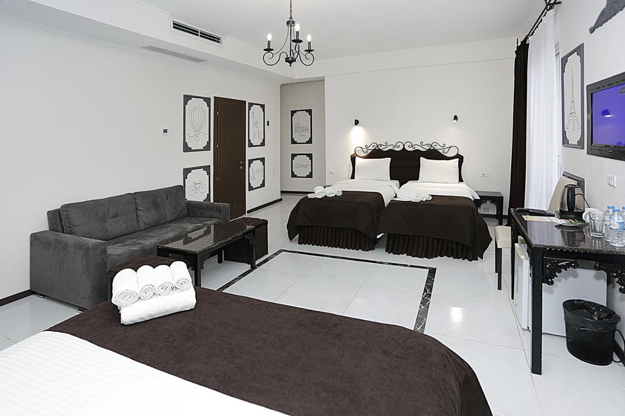 The One Boutique Hotel Tbilisi Buitenkant foto