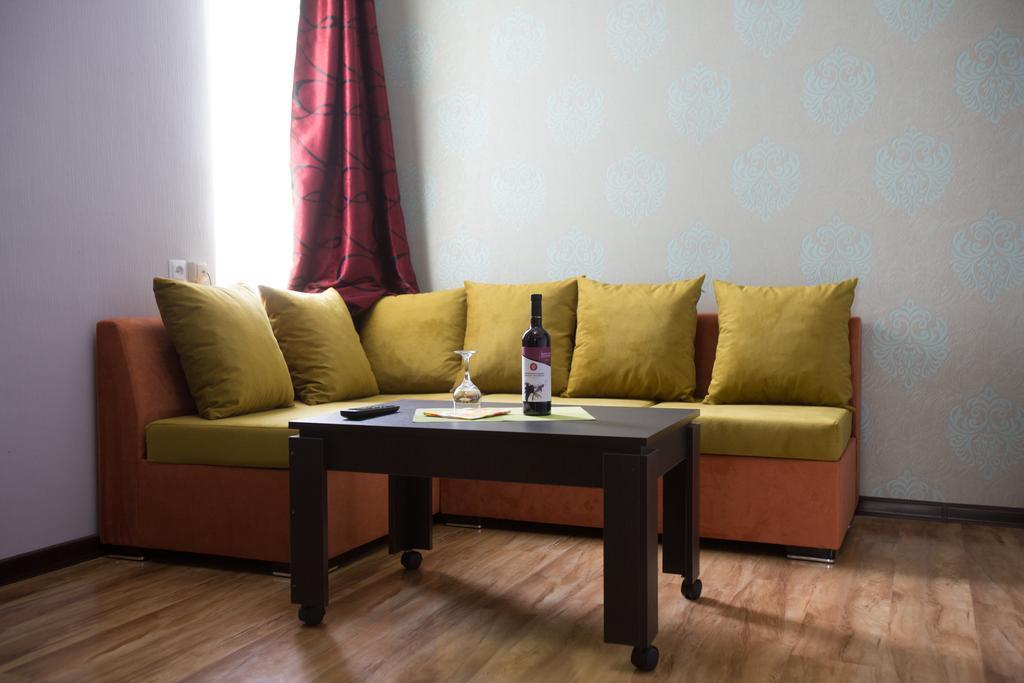 The One Boutique Hotel Tbilisi Buitenkant foto