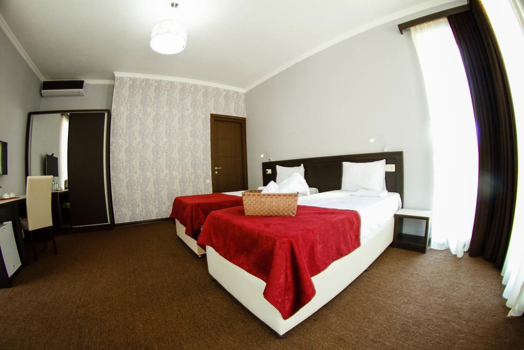 The One Boutique Hotel Tbilisi Buitenkant foto